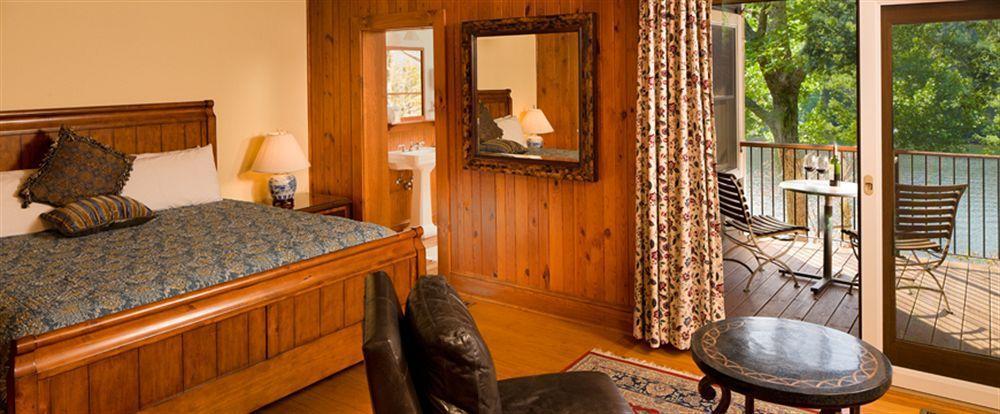 Lodge On Лейк Люр Екстериор снимка