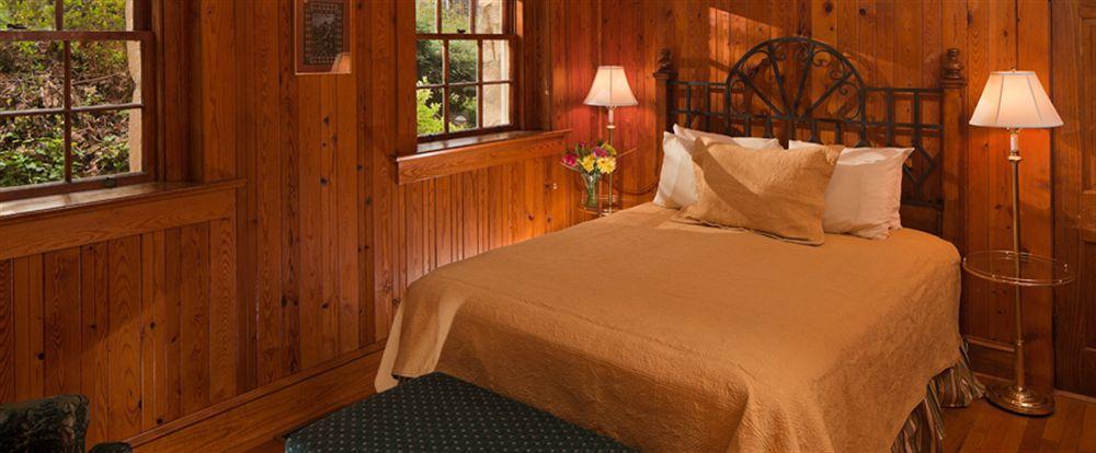 Lodge On Лейк Люр Екстериор снимка